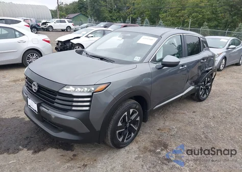 2025 Nissan Kicks Sv Intelligent Awd z USA, uszkodzony, nr VIN 3N8AP6CB4SL325521